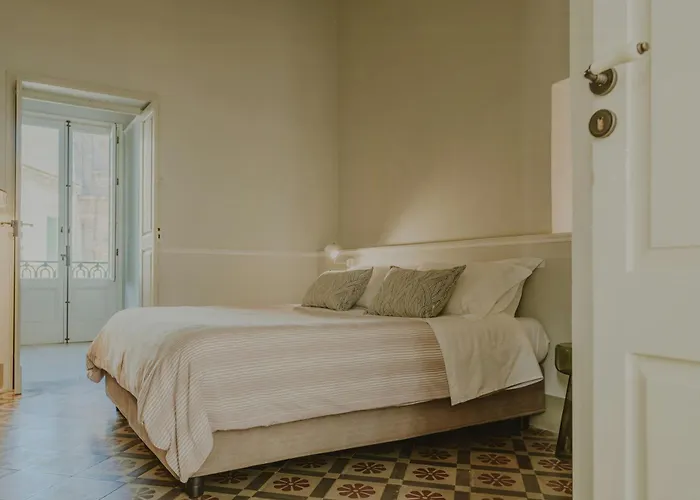 Flat From 17th Century In A Monastery In * 나르도